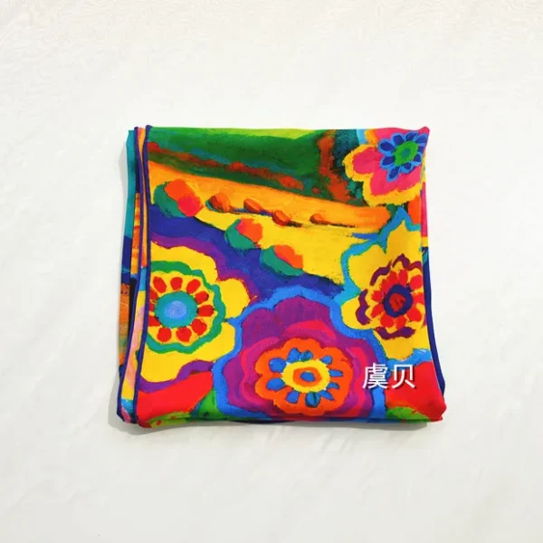 وشاح نسائي مربع كبير من الحرير الطبيعي مطبوع بألوان زاهية   .