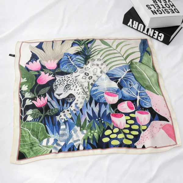 وشاح نسائي عصري مقاس 55×55 سم، مربعات صغيرة بنقش شخصيات كرتونية ونباتات وتصاميم تجريدية، وشاح احترافي صغير للنساء.