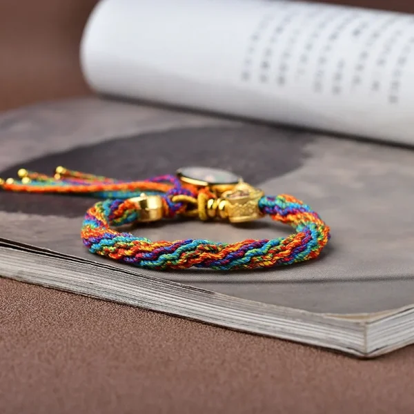 سوار بألوان زاهية على الطراز العرقي الصيني