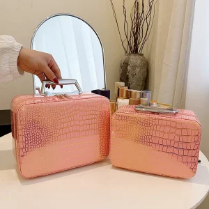 حقيبة مكياج محمولة للسيدات، بسعة كبيرة وملمس لامع، مناسبة للسفر