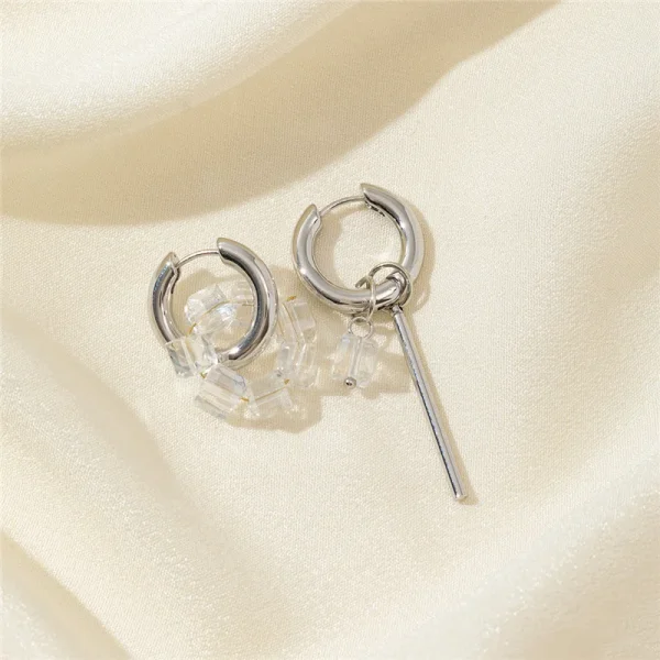 أقراط على شكل قلب