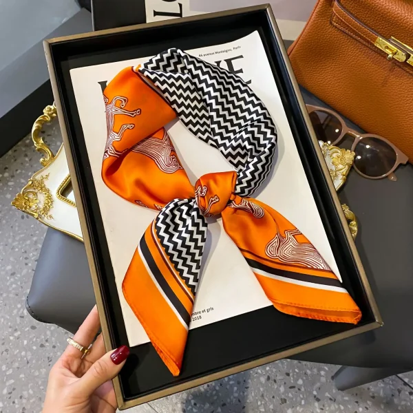 إيشارب مربع للنساء مقاس 70×70 سم من الحرير