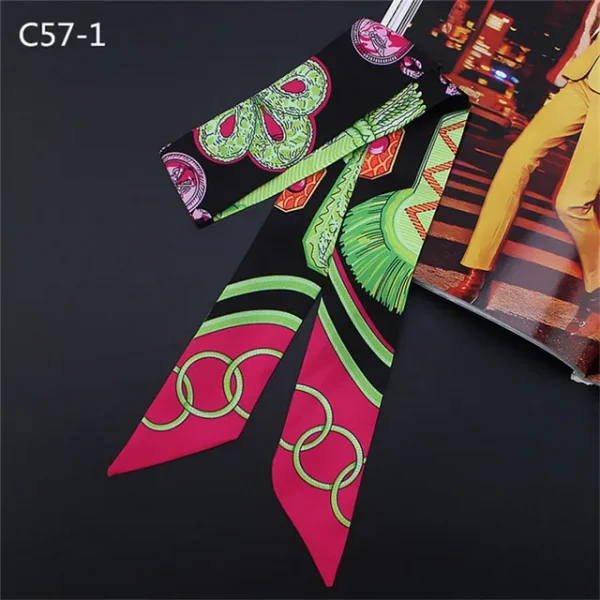 وشاح بطبعات وألوان مختلفة من الحرير