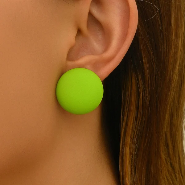 أقراط نسائية مصنوعة من الأكريليك على شكل دائرة