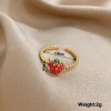 خواتم ذهبية على شكل كرز وفراولة