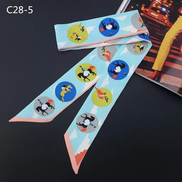 وشاح بطبعات وألوان مختلفة من الحرير