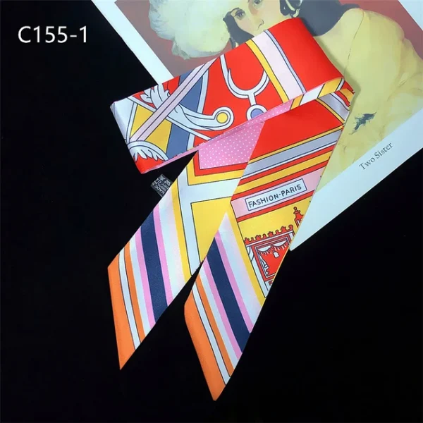 وشاح بطبعات وألوان مختلفة من الحرير