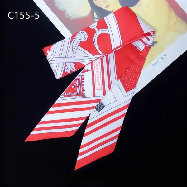 وشاح بطبعات وألوان مختلفة من الحرير