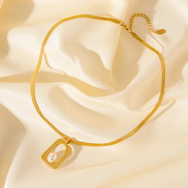 طقم مجوهرات من علامة EILIECK مصنوع من الفولاذ المقاوم للصدأ