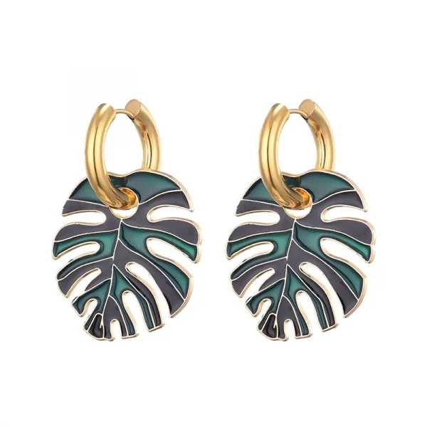 اقراط أنيقه على شكل ورقة ملونة