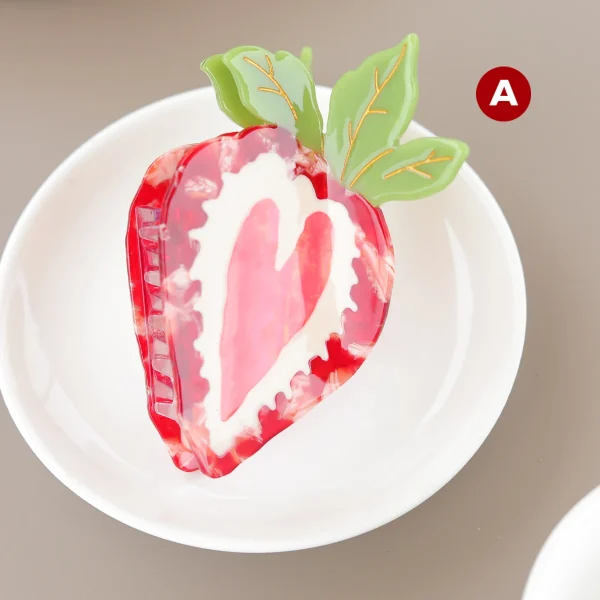 مشبك شعر بتصميم مبتكر على شكل فراولة، دوريان، أو فاكهة التنين