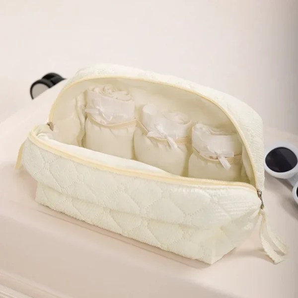 حقيبة تجميل قطنية لطيفة