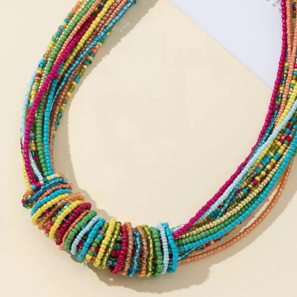 عقد نسائي بوهيمي متعدد الطبقات مصنوع من خرز الأرز الملون