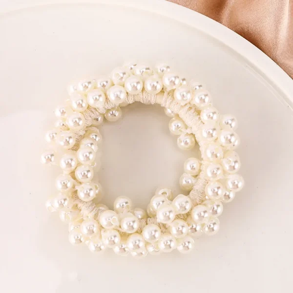 عصابات شعر أنيقة مزينة بالكريستال واللؤلؤ