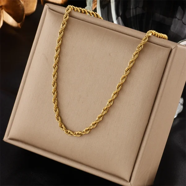 طقم مجوهرات من DIEYURO مصنوع من الفولاذ المقاوم للصدأ