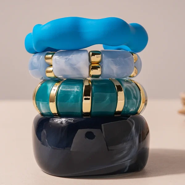 سوار أزرق من الأكريليك والراتنج، مزخرف بحبيبات الخيزران