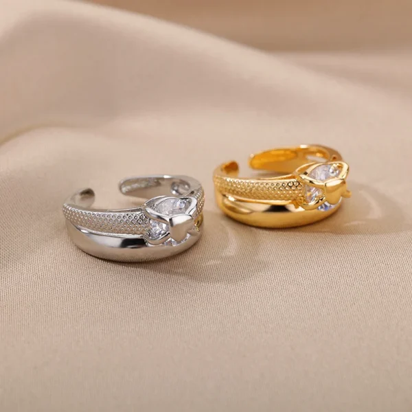 خاتم من الفولاذ المقاوم للصدأ مطلي بالذهب