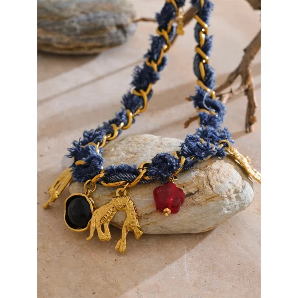 عقد بارز من يهبپ، مزين بسلسلة من الجينز الأزرق ولؤلؤ وزهرة من الأكريليك تتدلى كتعليقة، مصنوع من ستانلس ستيل، مجوهرات عنق عتيقة مناسبة للخريف والشتاء