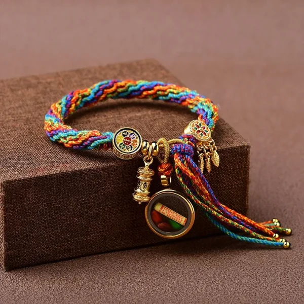 سوار بألوان زاهية على الطراز العرقي الصيني