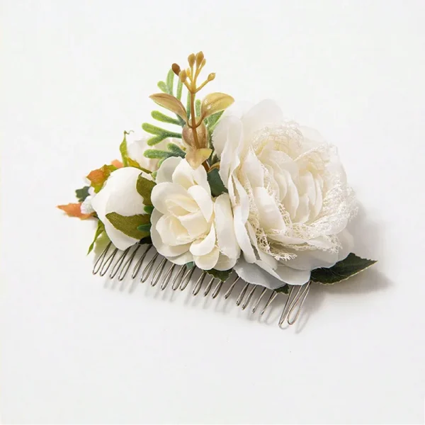 مشط شعر  مصنوع من قماش يحاكي الزهور بشكل واقعي، بتصميم وردة