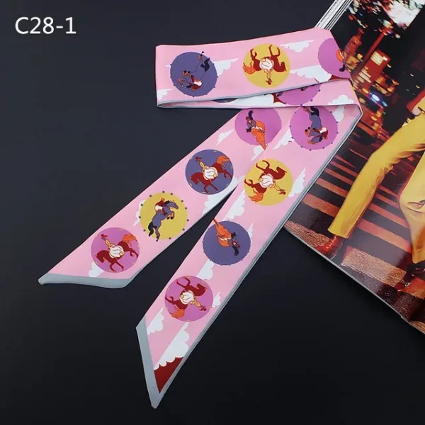 وشاح بطبعات وألوان مختلفة من الحرير