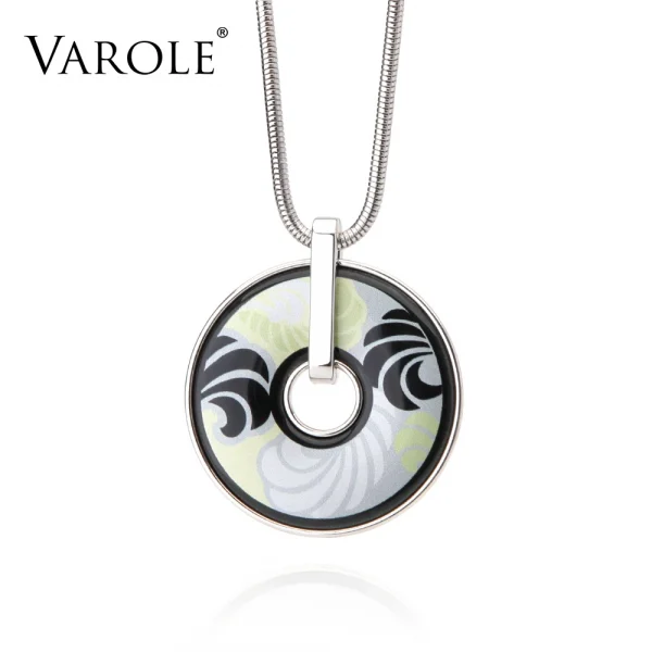 عقد نسائي أنيق من VAROLE بأسلوب بوهيمي وكلاسيكي