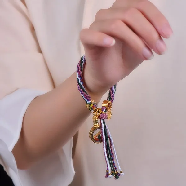 سوار بألوان زاهية على الطراز العرقي الصيني