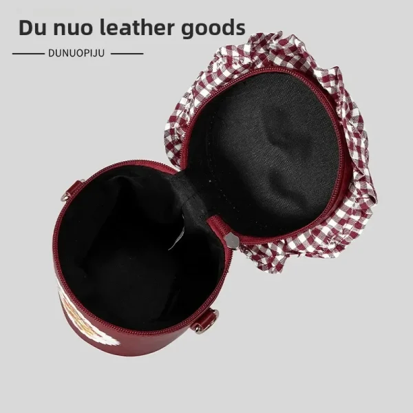 حقيبة كتف كروس بتصميم كرتوني لطيف ومبتكر، حقيبة دلو ماء قابلة للطي بتصميم مربعات على شكل مربى الفراولة.