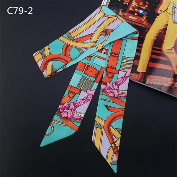 وشاح بطبعات وألوان مختلفة من الحرير